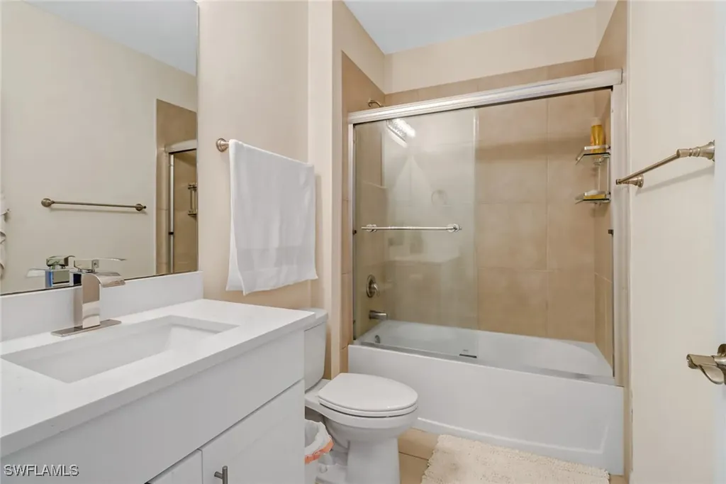 742 Hadley Place W Naples FL 34104