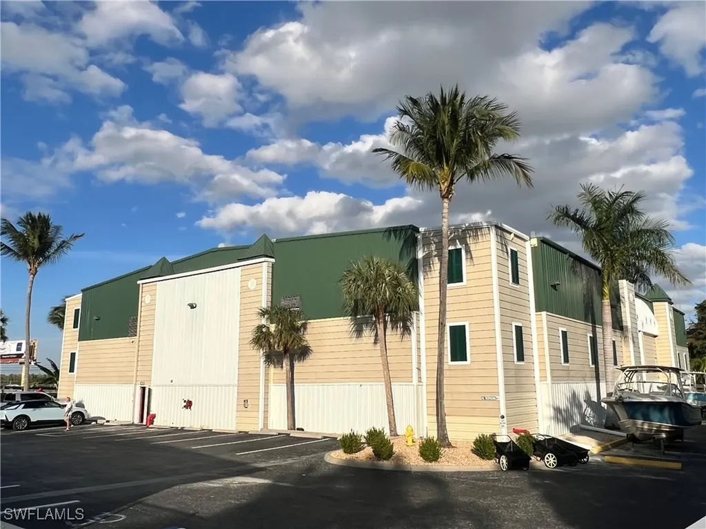 5025 Bonita Beach Road SW Bonita Springs FL 34134