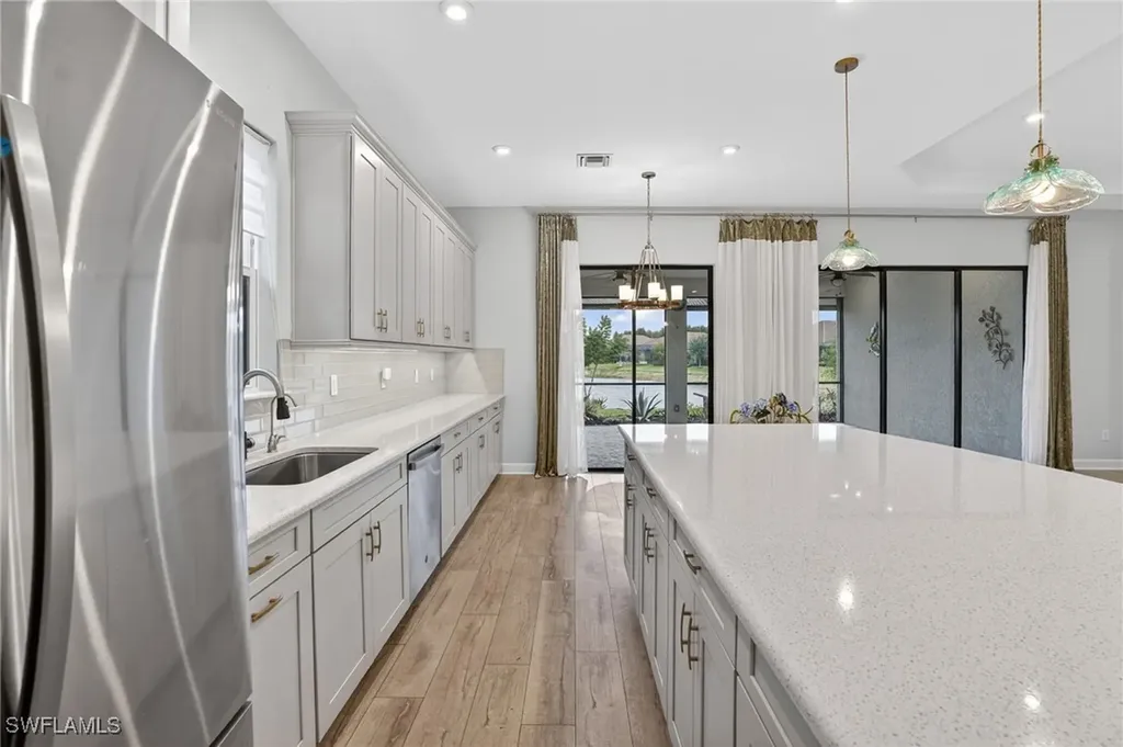 8266 Promoso Court Naples FL 34114
