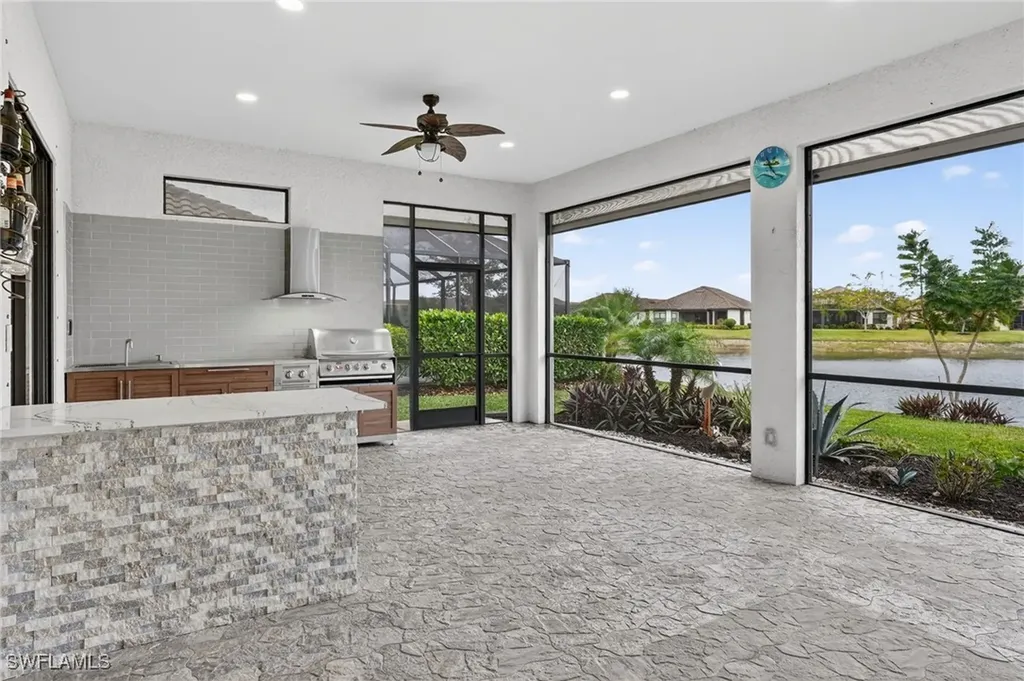 8266 Promoso Court Naples FL 34114