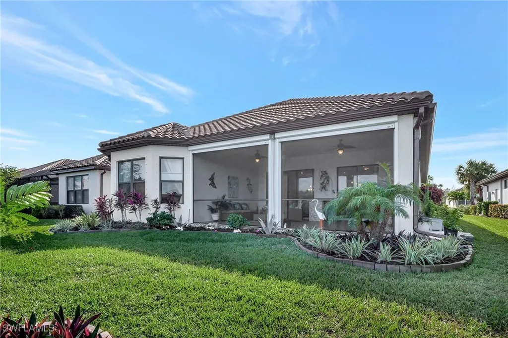 8266 Promoso Court Naples FL 34114
