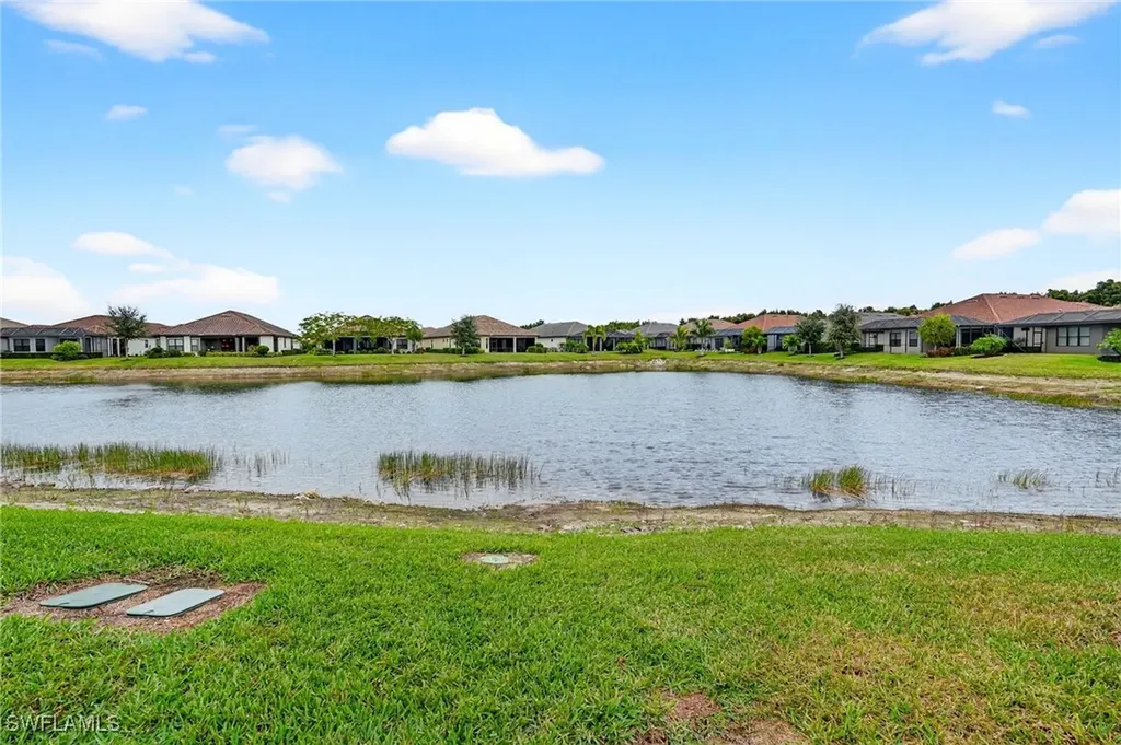 8266 Promoso Court Naples FL 34114