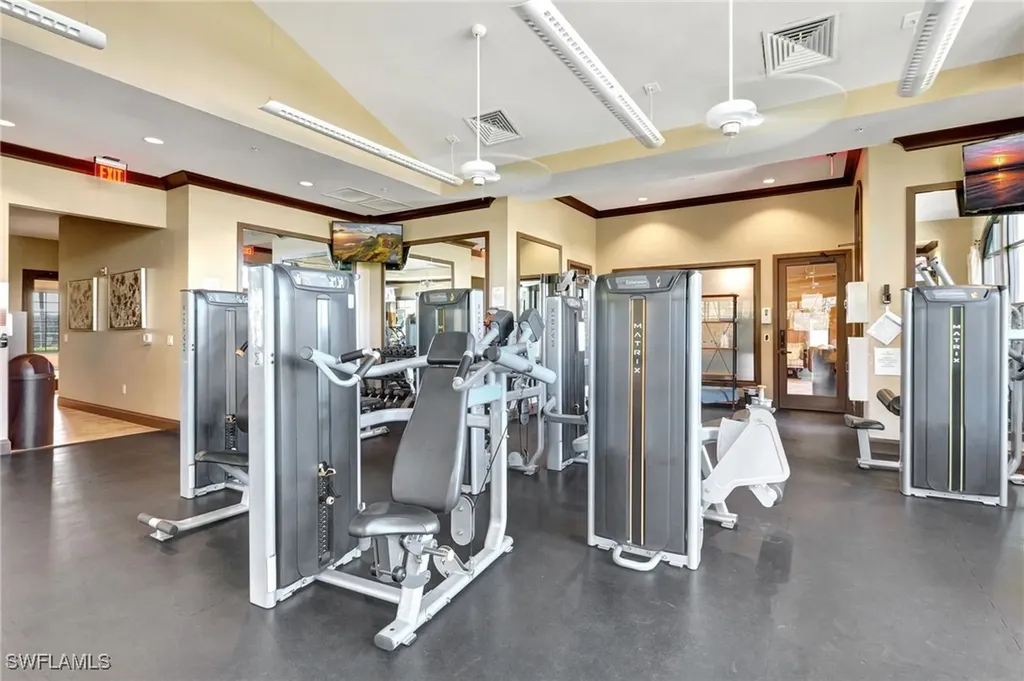 8266 Promoso Court Naples FL 34114