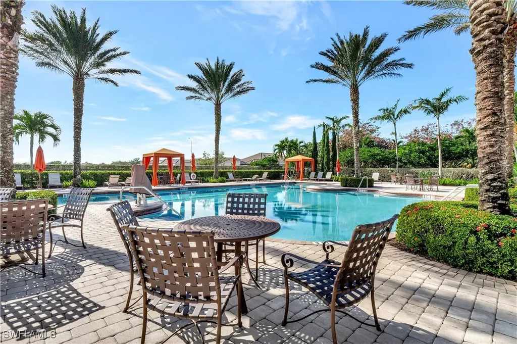 8266 Promoso Court Naples FL 34114
