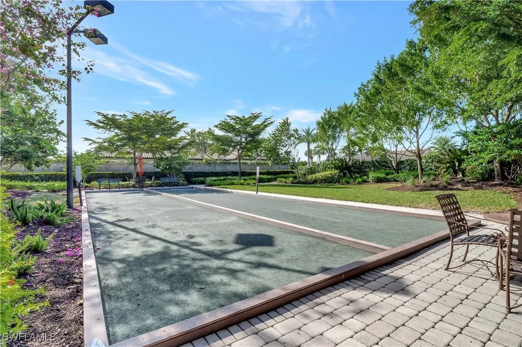 8266 Promoso Court Naples FL 34114
