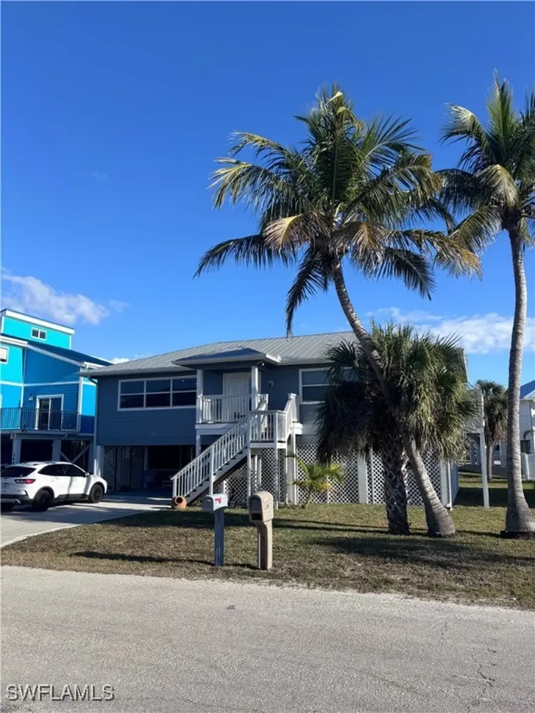 Fort Myers Beach FL, 138 Gulf Island Drive