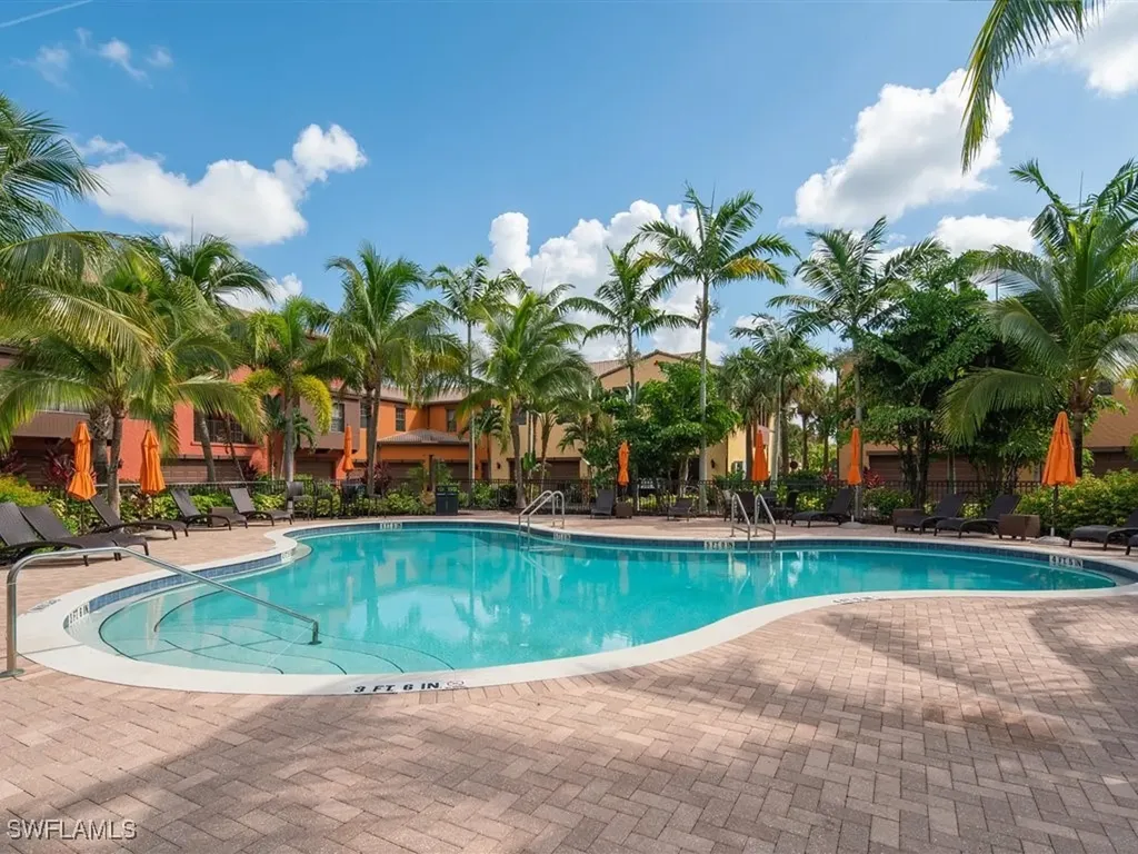 9071 Albion Lane N Naples FL 34113