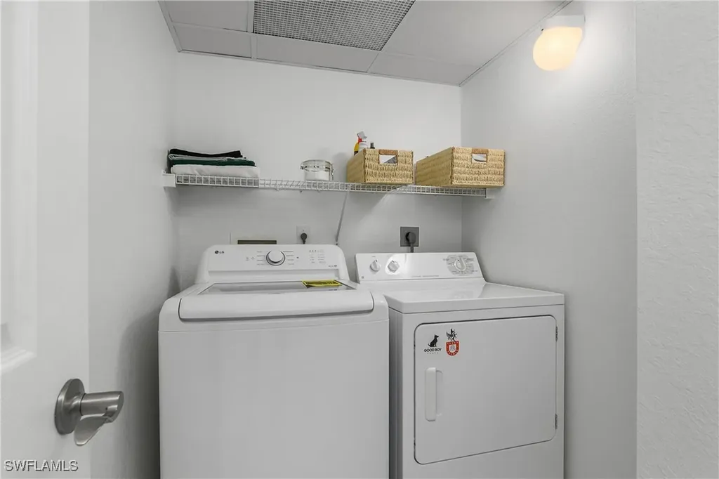 6838 Lantana Bridge Road Naples FL 34109