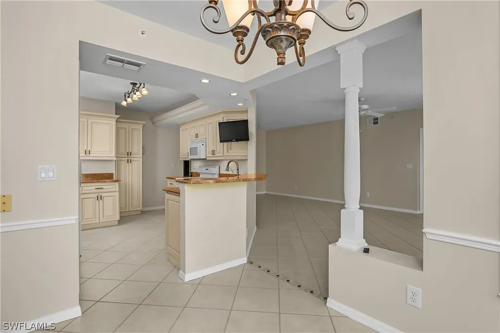 6838 Lantana Bridge Road Naples FL 34109