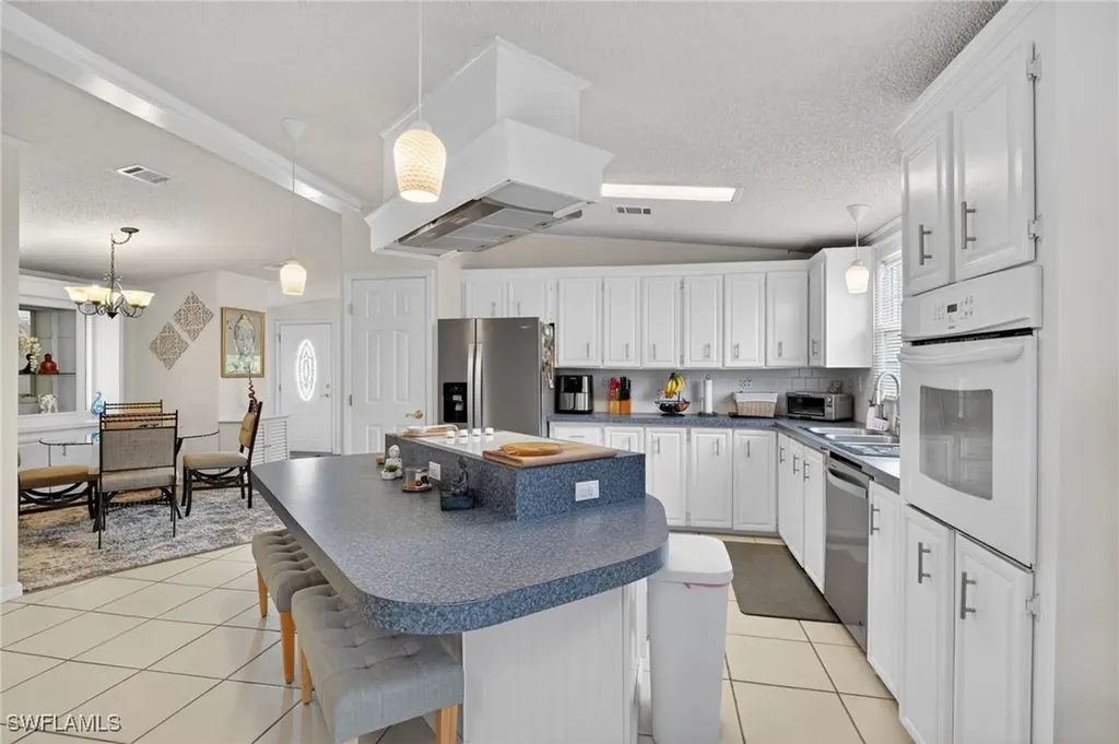 114 Audubon Road Naples FL 34114