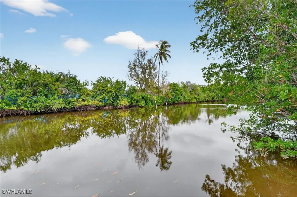 114 Audubon Road Naples FL 34114