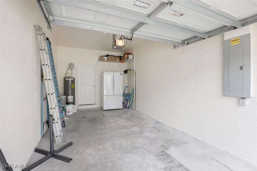 775 Hampton Circle Naples FL 34105