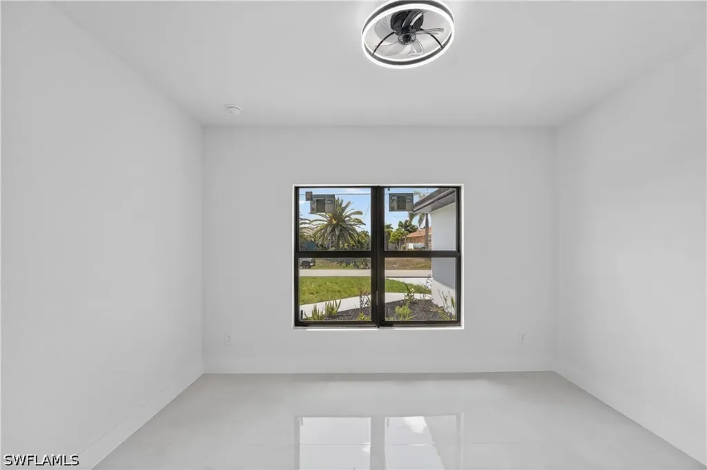 1517 NW 17th Street Cape Coral FL 33993