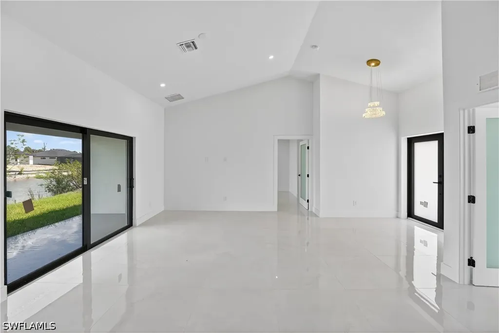 1517 NW 17th Street Cape Coral FL 33993