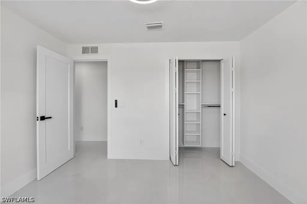1517 NW 17th Street Cape Coral FL 33993