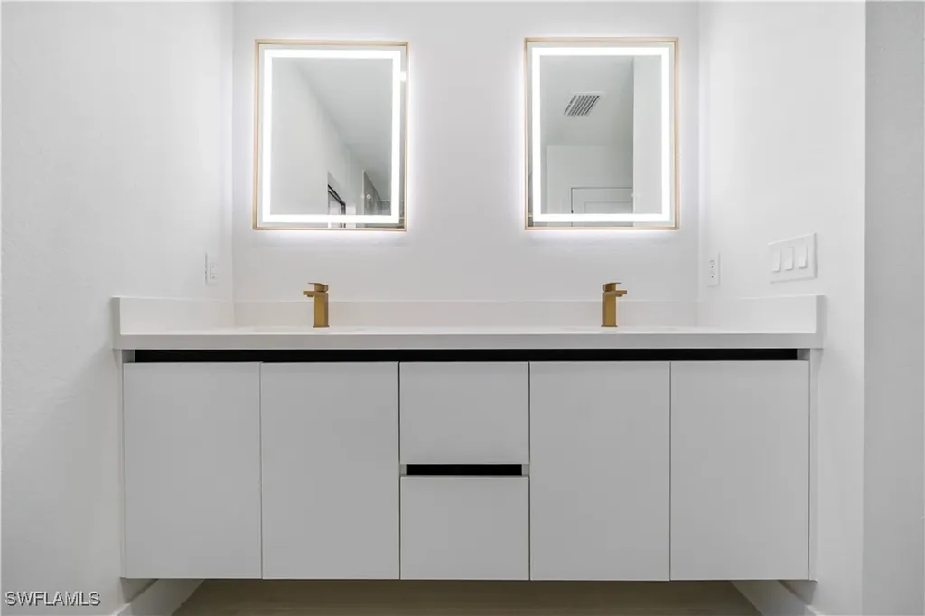 1517 NW 17th Street Cape Coral FL 33993