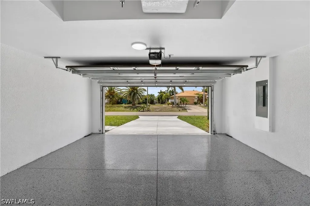 1517 NW 17th Street Cape Coral FL 33993