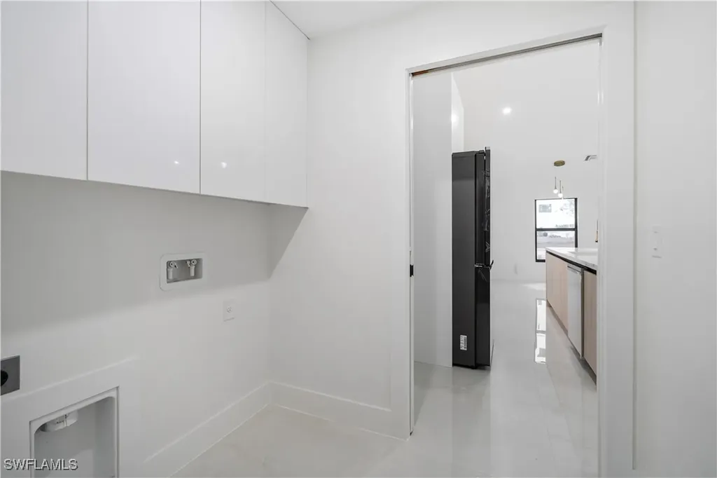 1517 NW 17th Street Cape Coral FL 33993