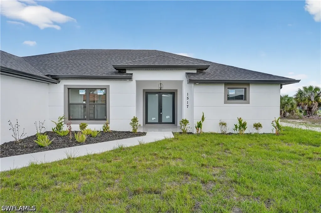 1517 NW 17th Street Cape Coral FL 33993