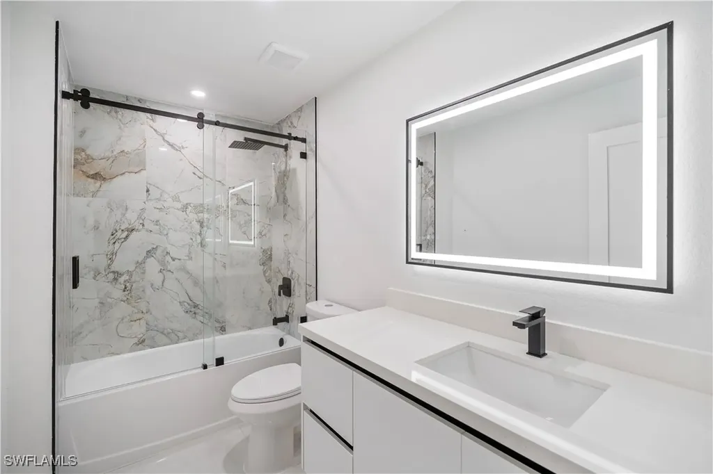 1517 NW 17th Street Cape Coral FL 33993