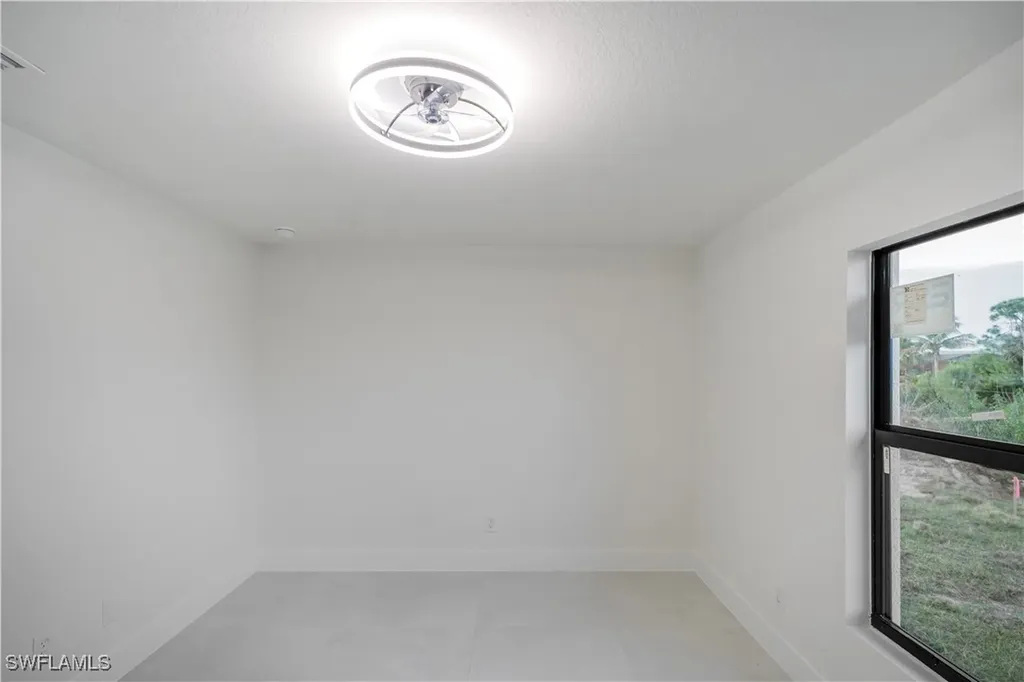 1517 NW 17th Street Cape Coral FL 33993