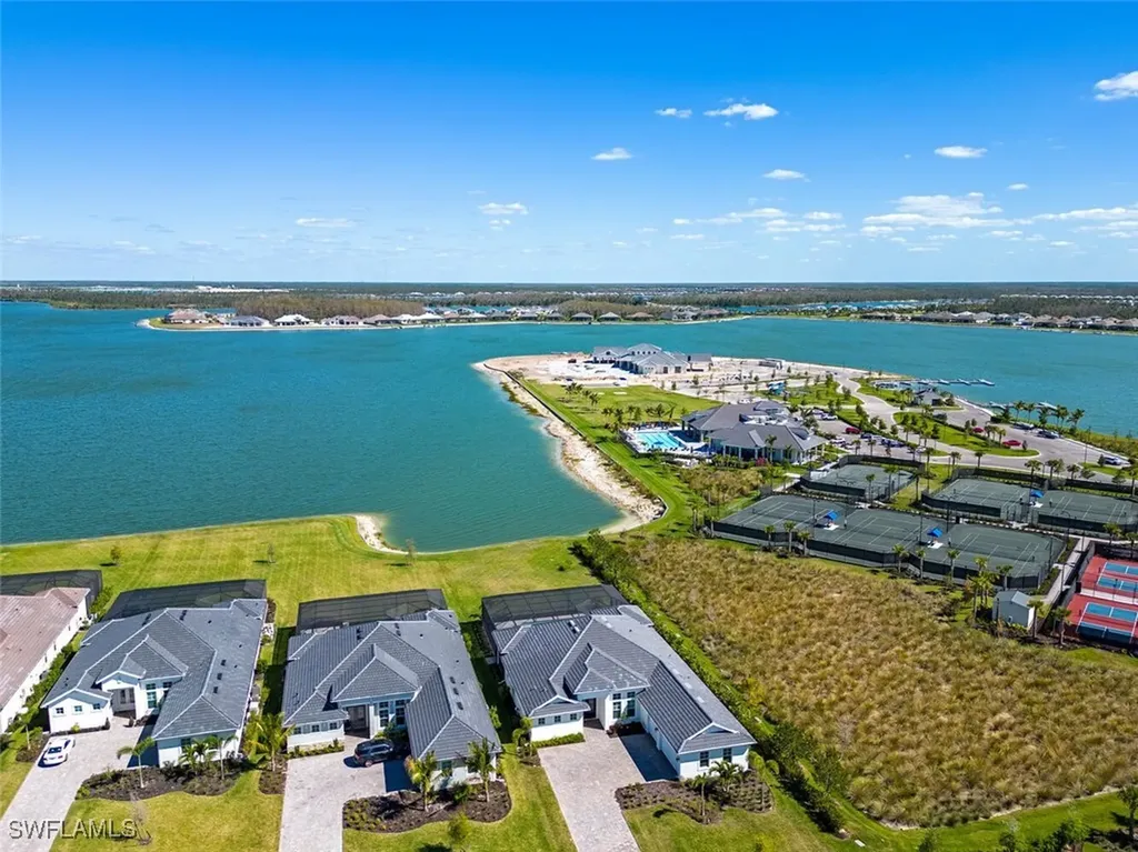 18789 Wildblue Boulevard Fort Myers FL 33913