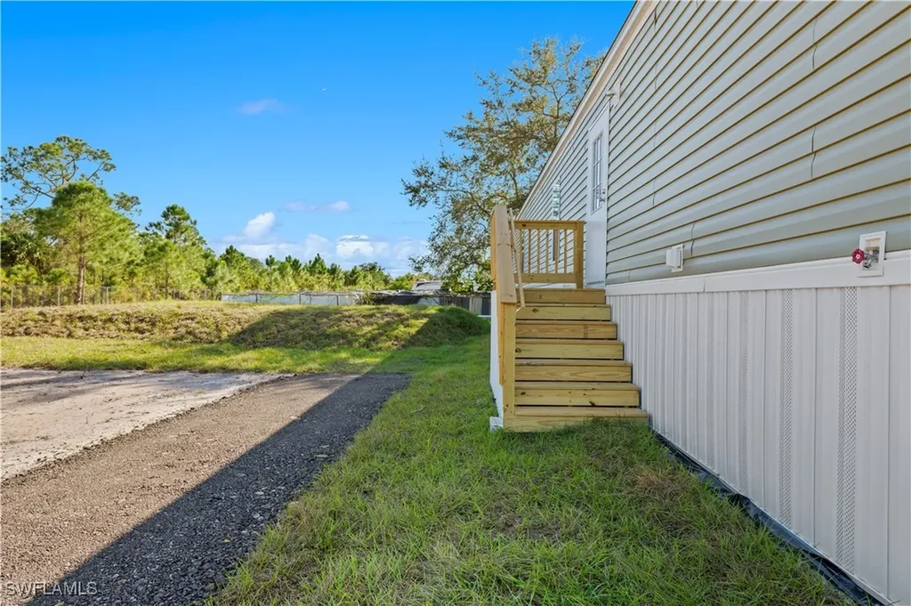 325 N Sendero Street Clewiston FL 33440