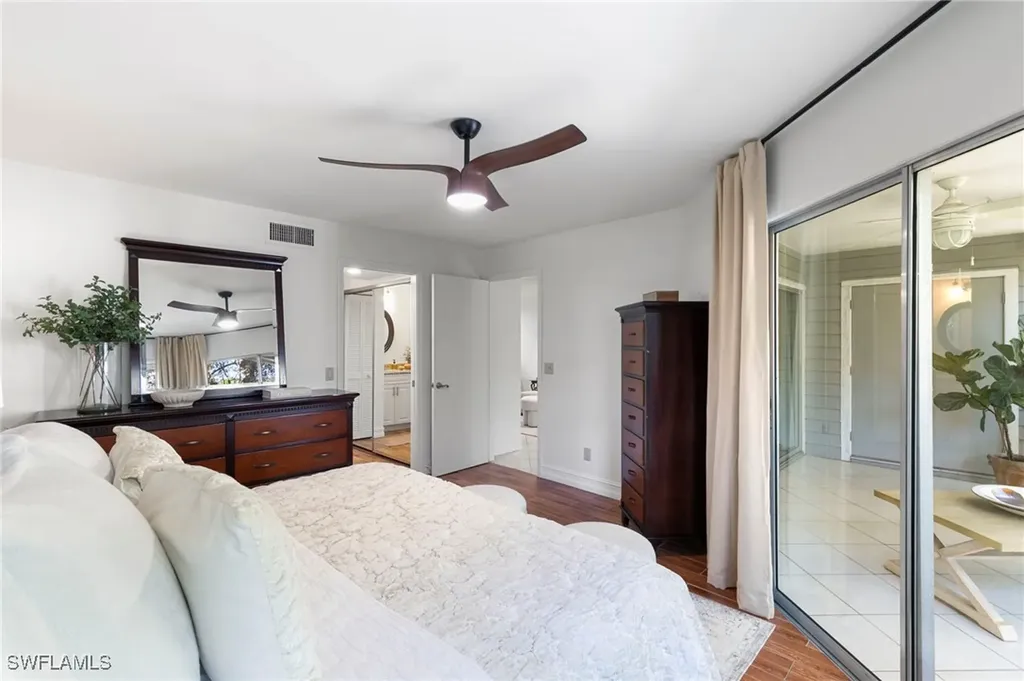 614 Wiggins Bay Drive Naples FL 34110