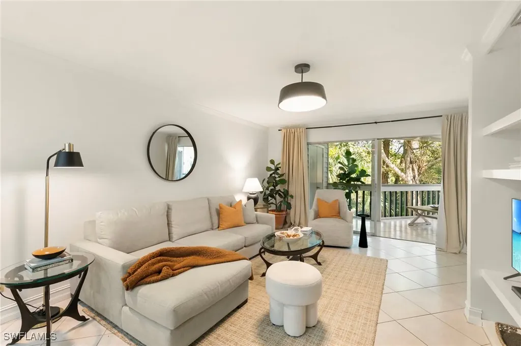 614 Wiggins Bay Drive Naples FL 34110