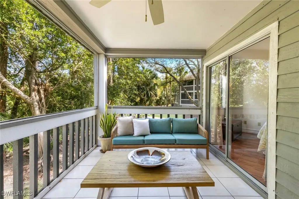 614 Wiggins Bay Drive Naples FL 34110