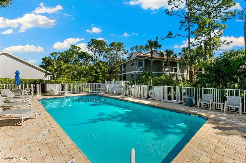 614 Wiggins Bay Drive Naples FL 34110