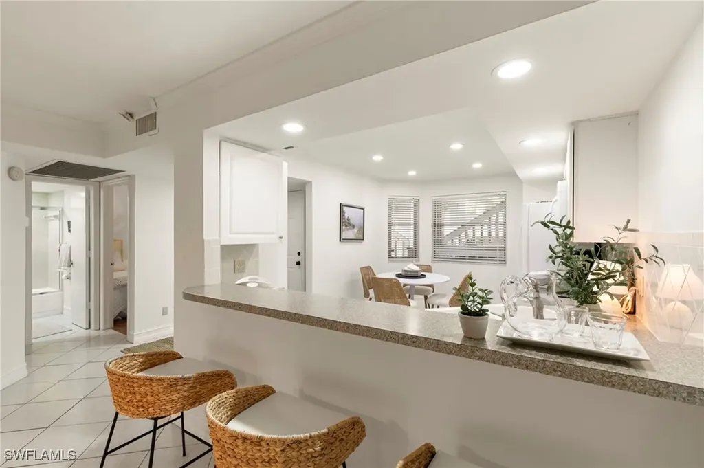 614 Wiggins Bay Drive Naples FL 34110