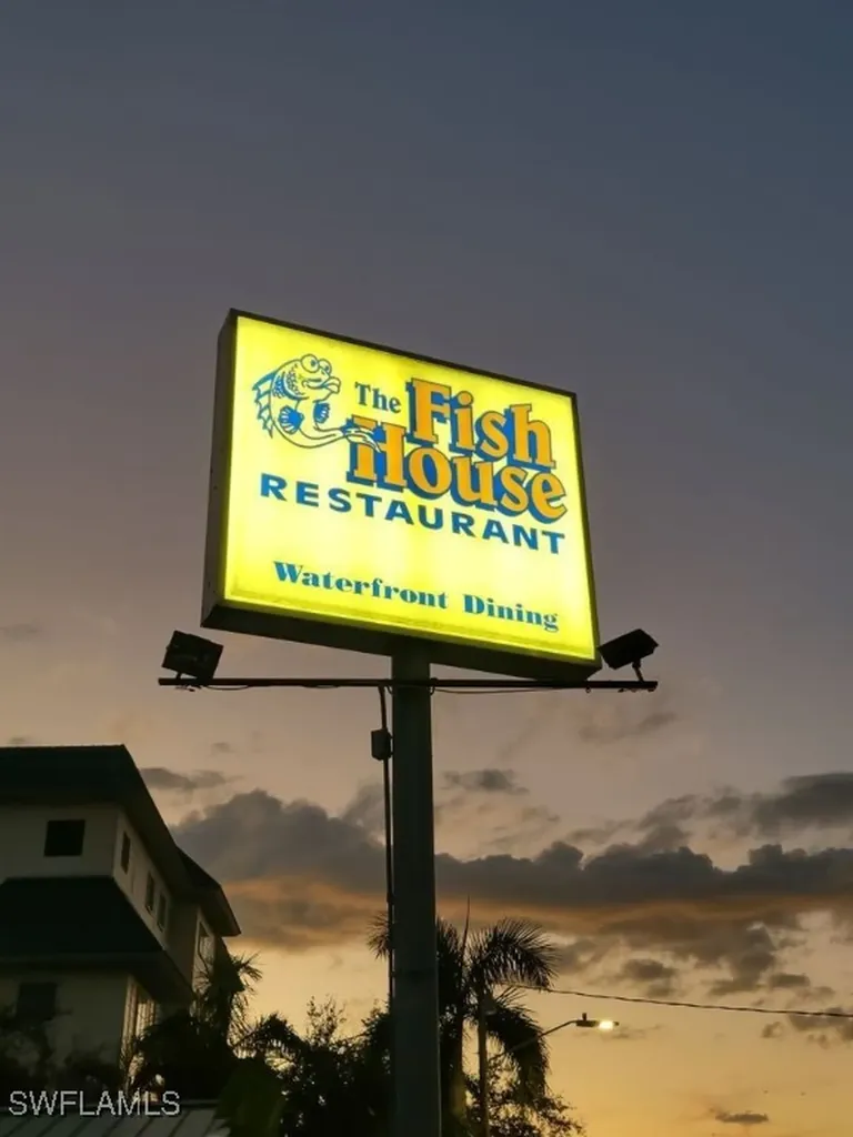 211 6th Street Bonita Springs FL 34134