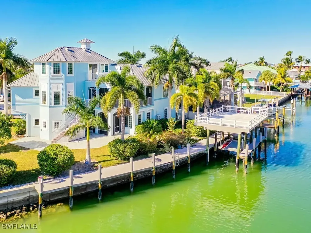 Naples FL, 167 San Salvador Street