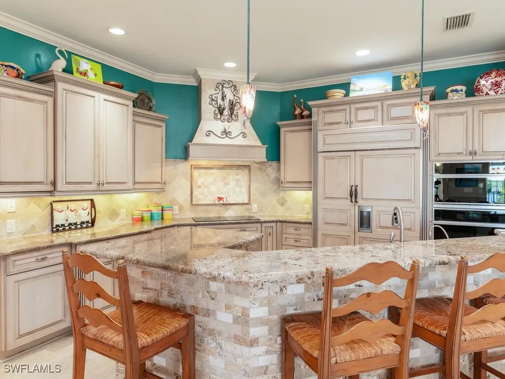 167 San Salvador Street Naples FL 34113