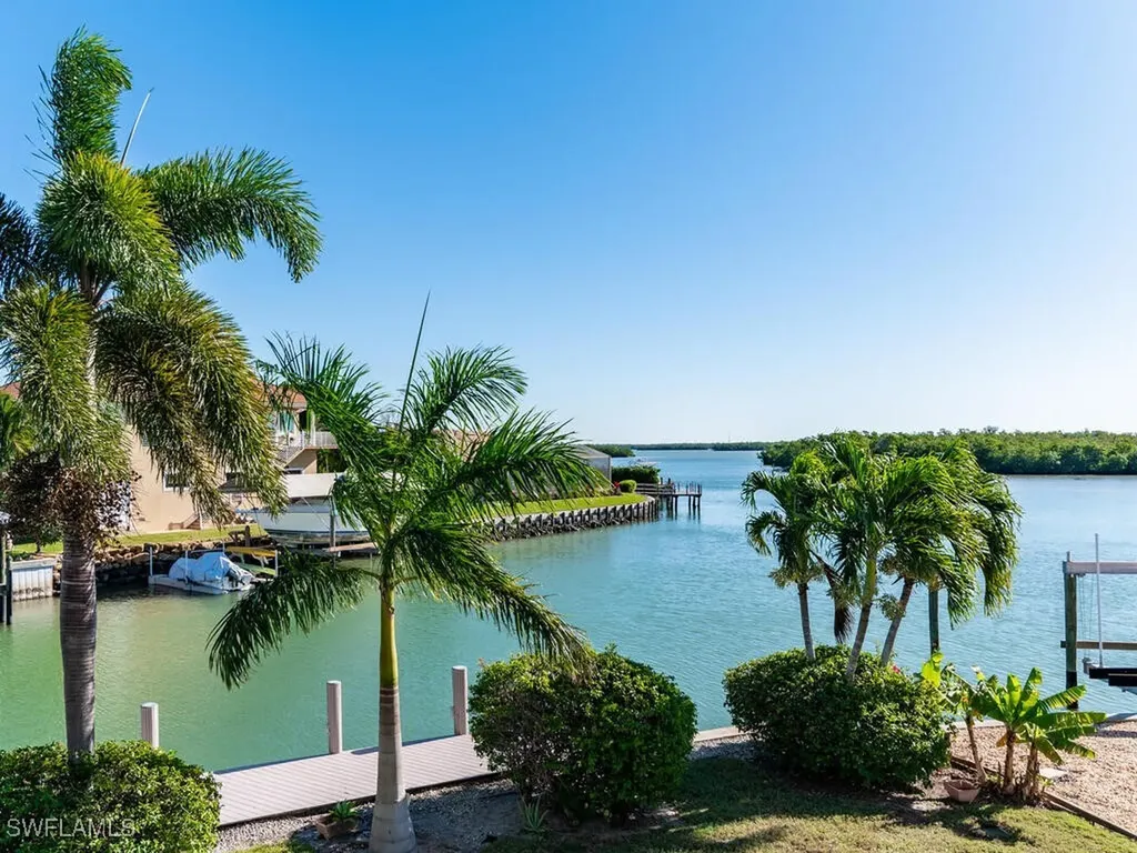 167 San Salvador Street Naples FL 34113