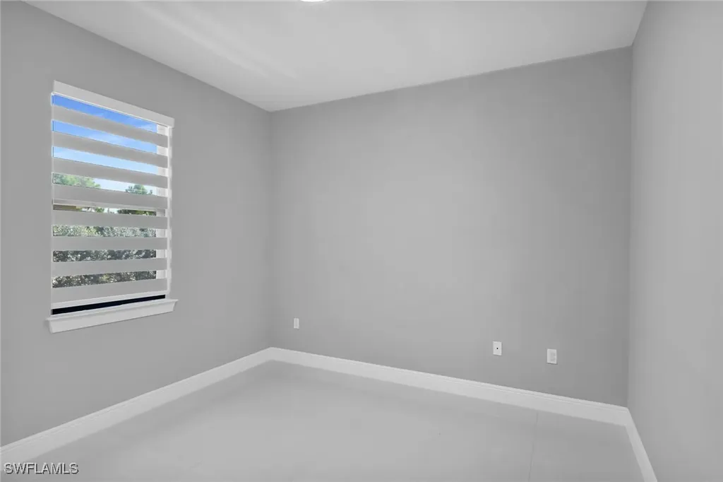 3625 54th Avenue NE Naples FL 34120