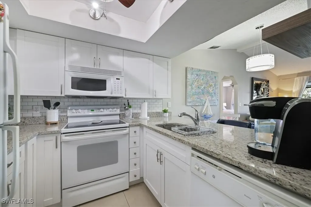 4010 Skyline Boulevard Cape Coral FL 33914