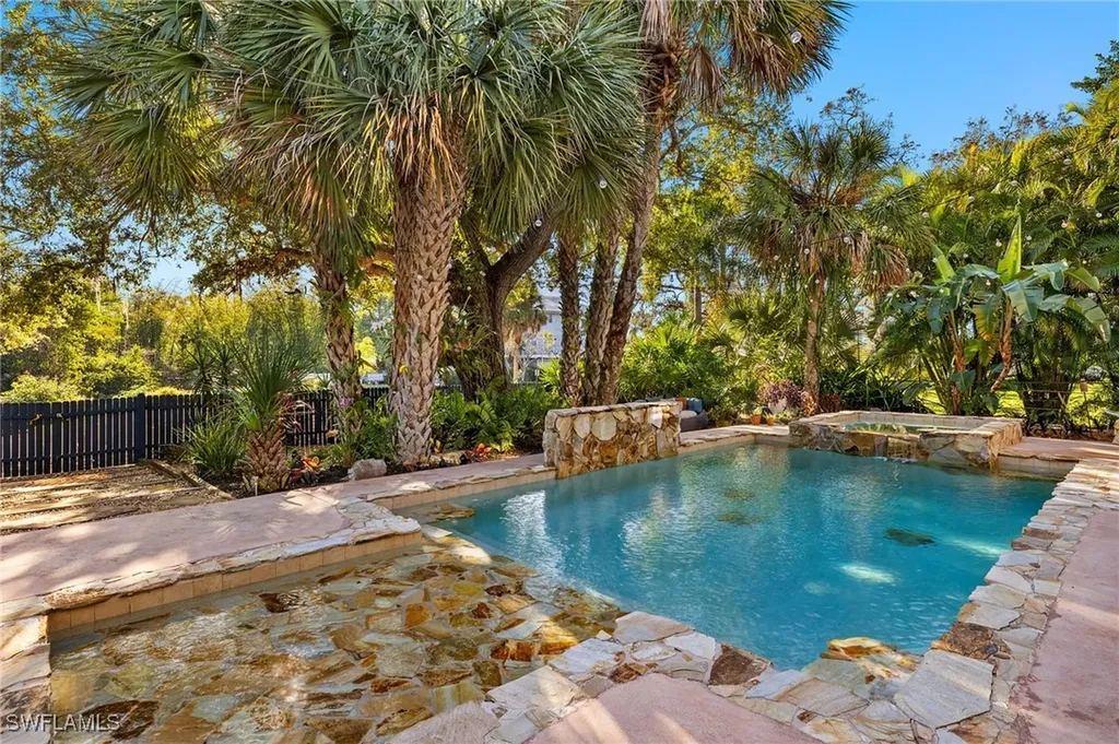 11065 Smokey Drive Bonita Springs FL 34135