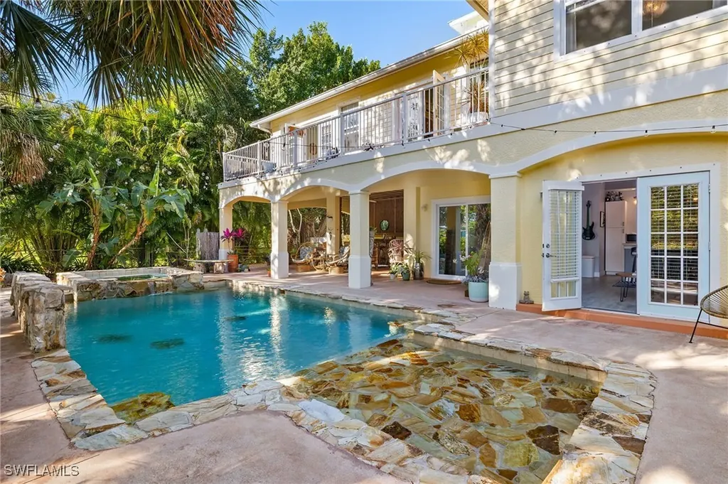 11065 Smokey Drive Bonita Springs FL 34135