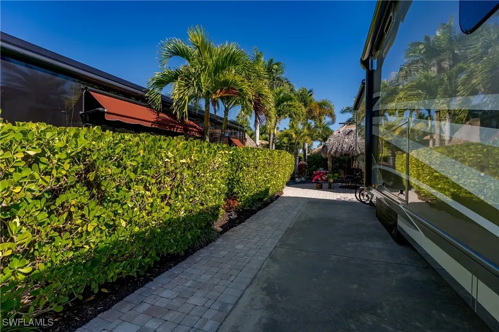 13466 Ladyfish Lane Naples FL 34114
