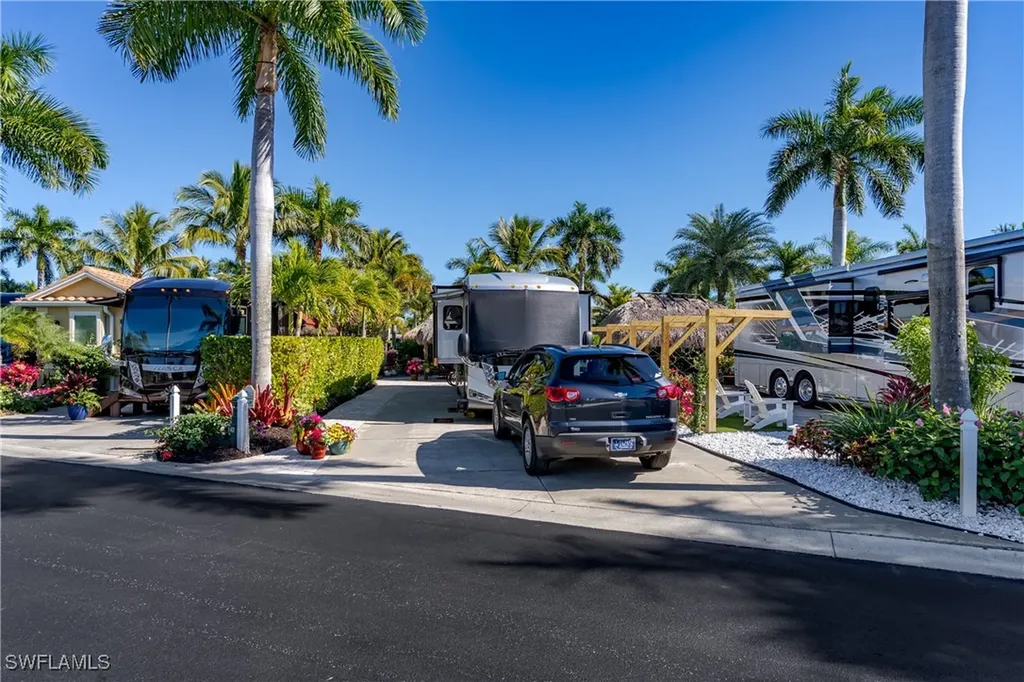 13466 Ladyfish Lane Naples FL 34114