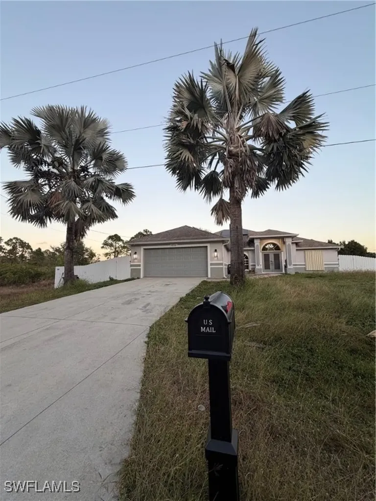 1016 Cleveland Avenue Lehigh Acres FL 33972