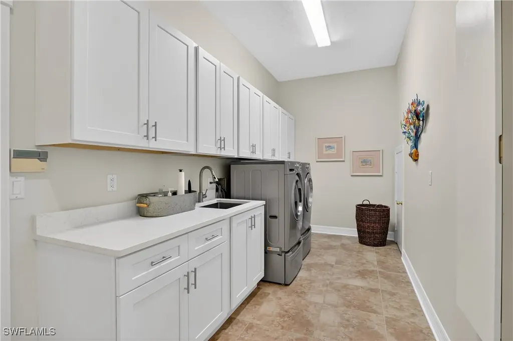 4060 Skyway Drive Naples FL 34112-2924