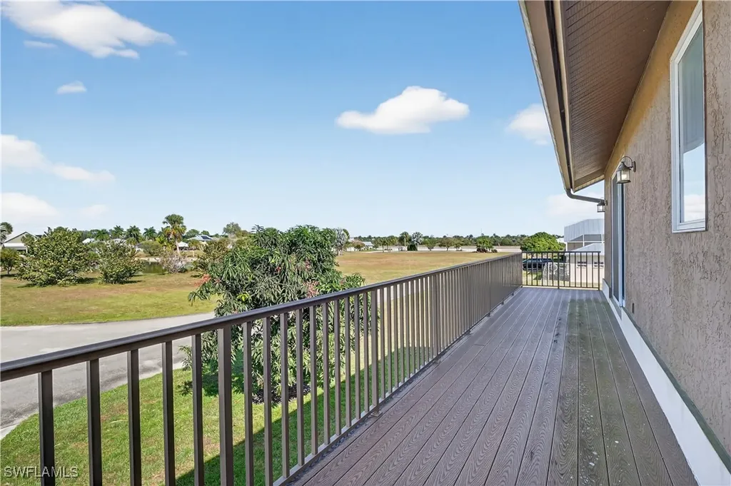 4060 Skyway Drive Naples FL 34112-2924
