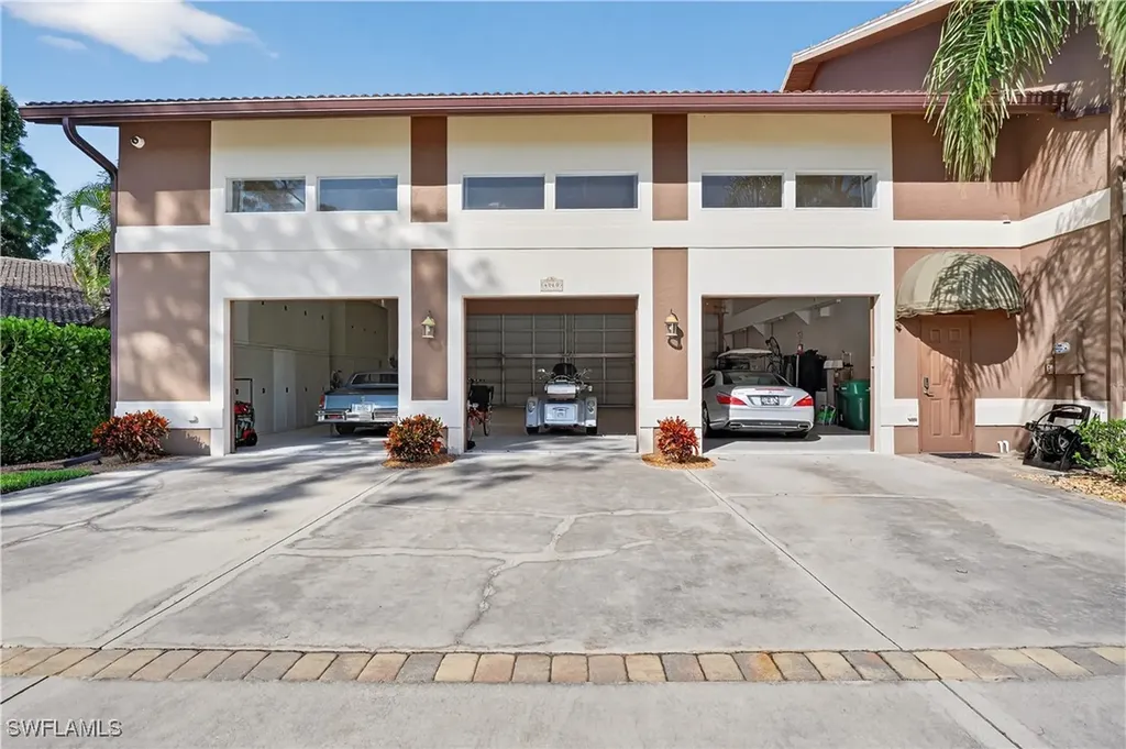 4060 Skyway Drive Naples FL 34112-2924