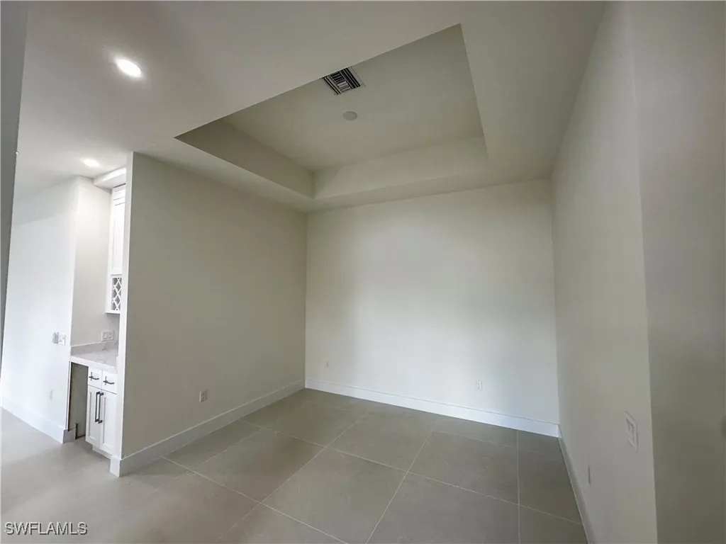 2480 Florida Avenue Naples FL 34112