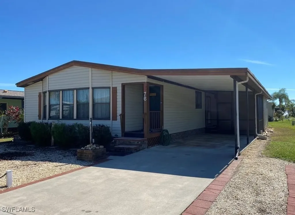 76 Atlantic Way Naples FL 34104