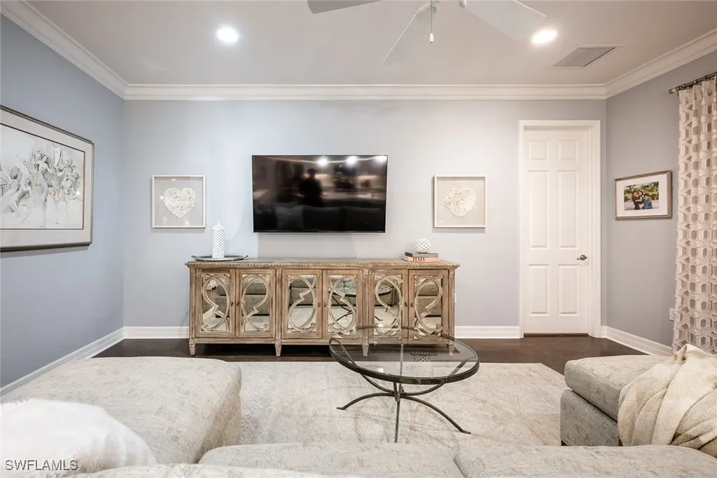 13808 Luna Drive Naples FL 34109