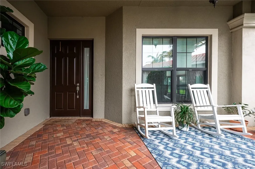 13808 Luna Drive Naples FL 34109